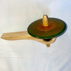 Wooden spinning top